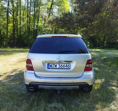 Mercedes-Benz ML cena 28000 przebieg: 212600, rok produkcji 2005 z Bełżyce małe 67